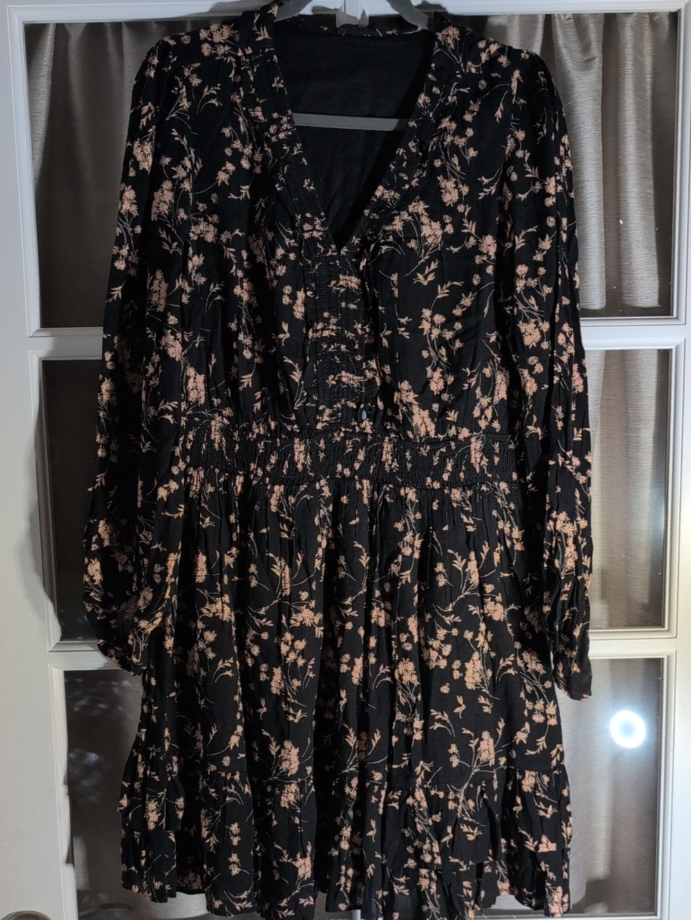 Jessica Simpson Black Floral Long-Sleeve Smocked Waist Dress